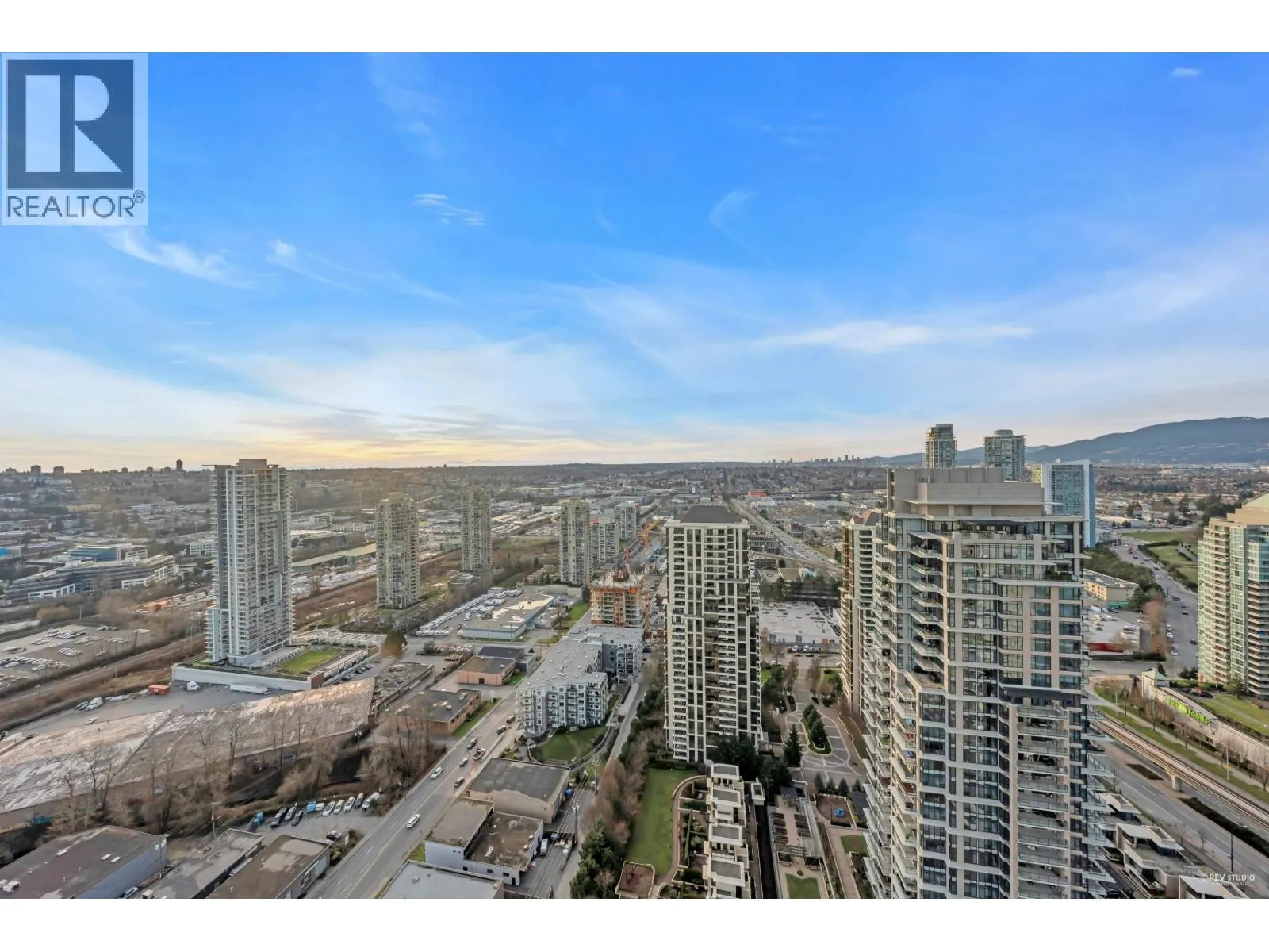 3402 2085 SKYLINE COURT