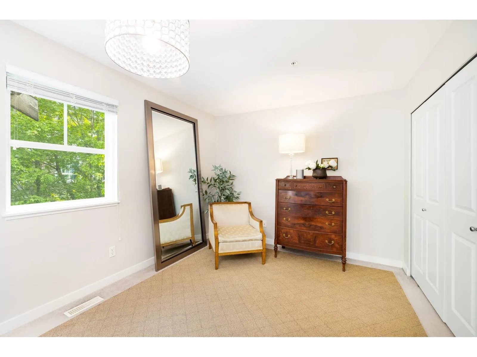 107 12040 68 AVENUE