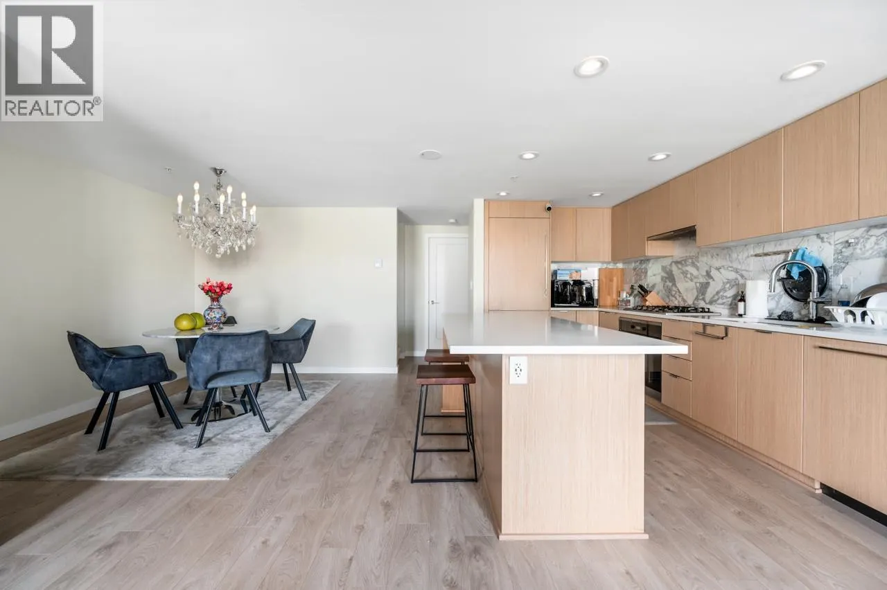 5 3699 SEXSMITH ROAD