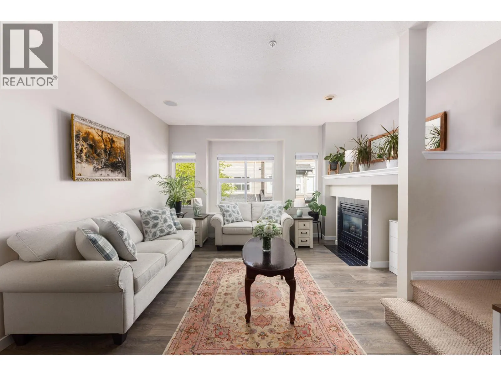 102 1055 RIVERWOOD GATE