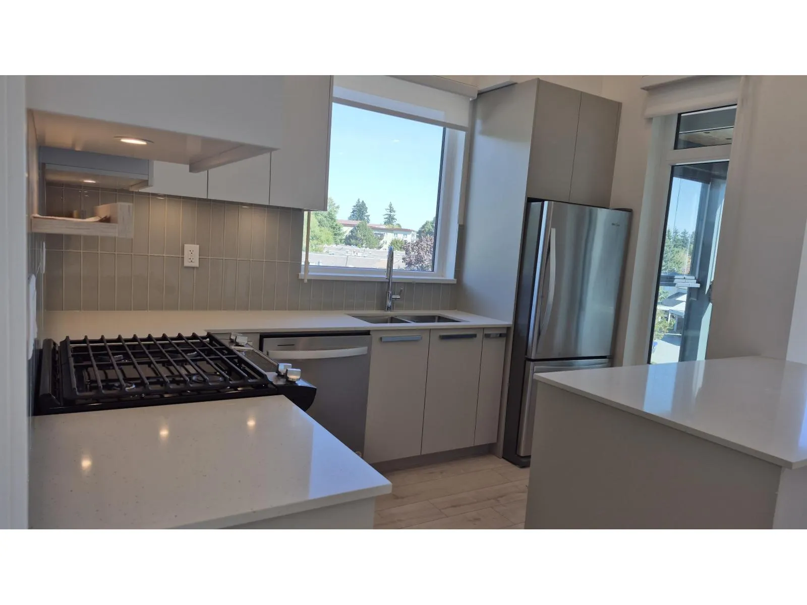416 13788 76 AVENUE