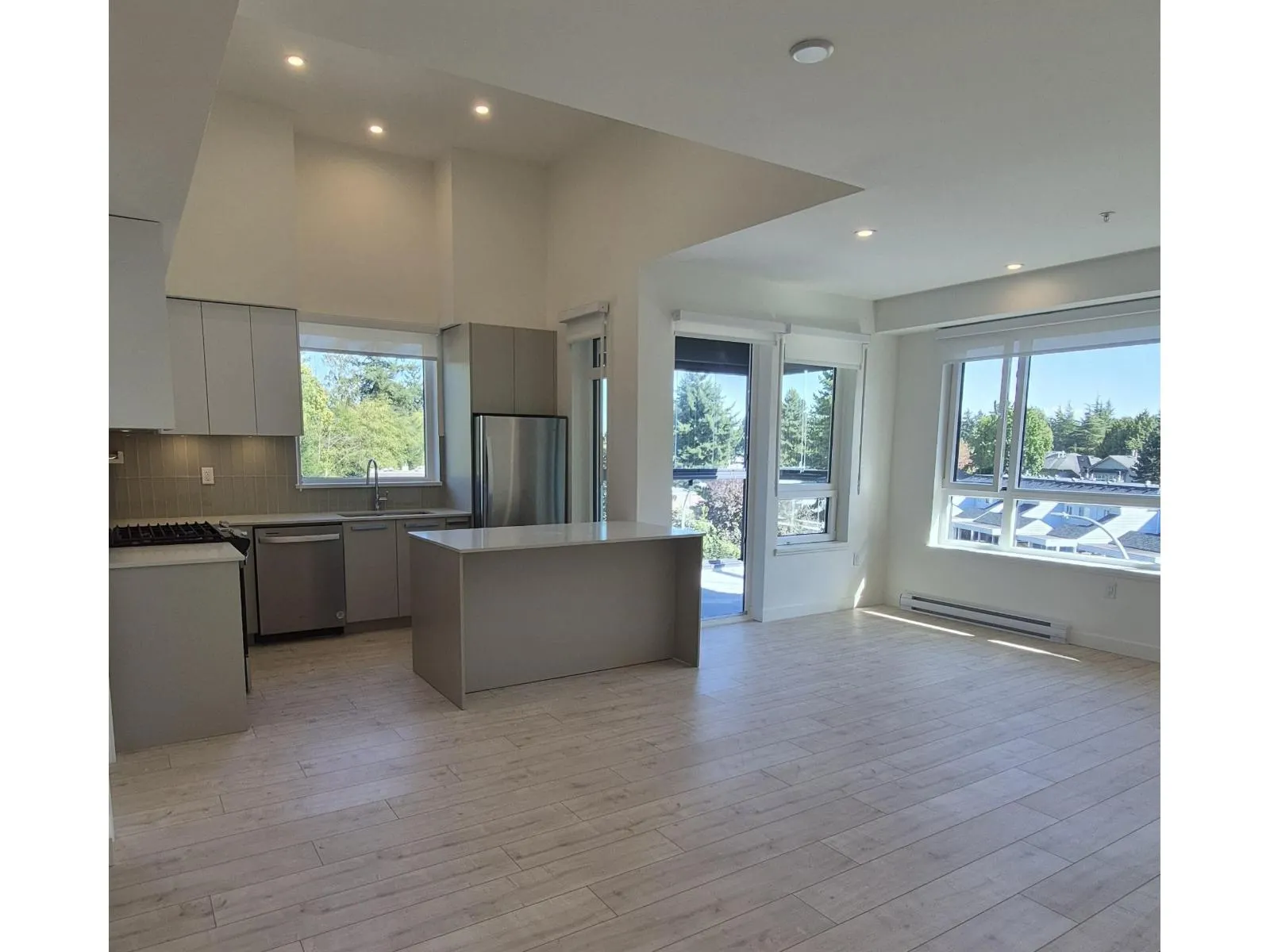 416 13788 76 AVENUE