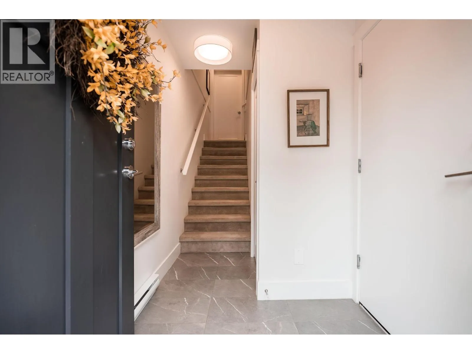 99 24076 112 AVENUE