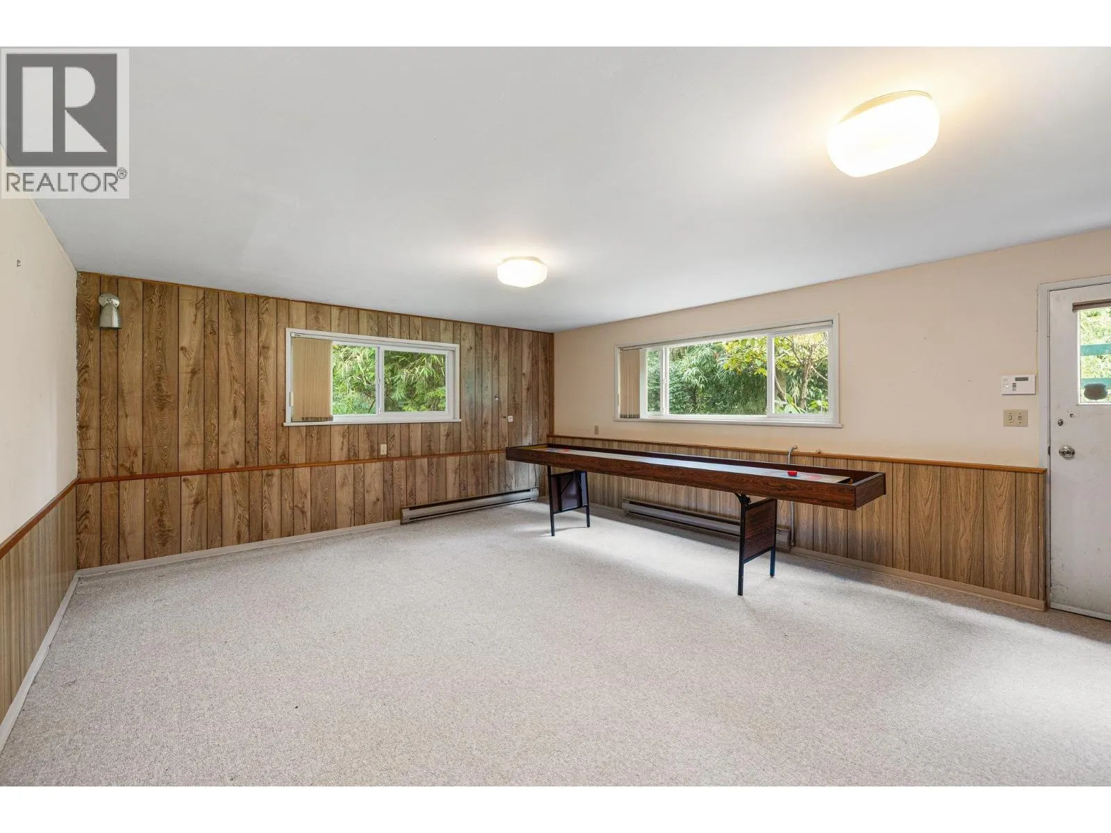 350 ST JAMES CRESCENT