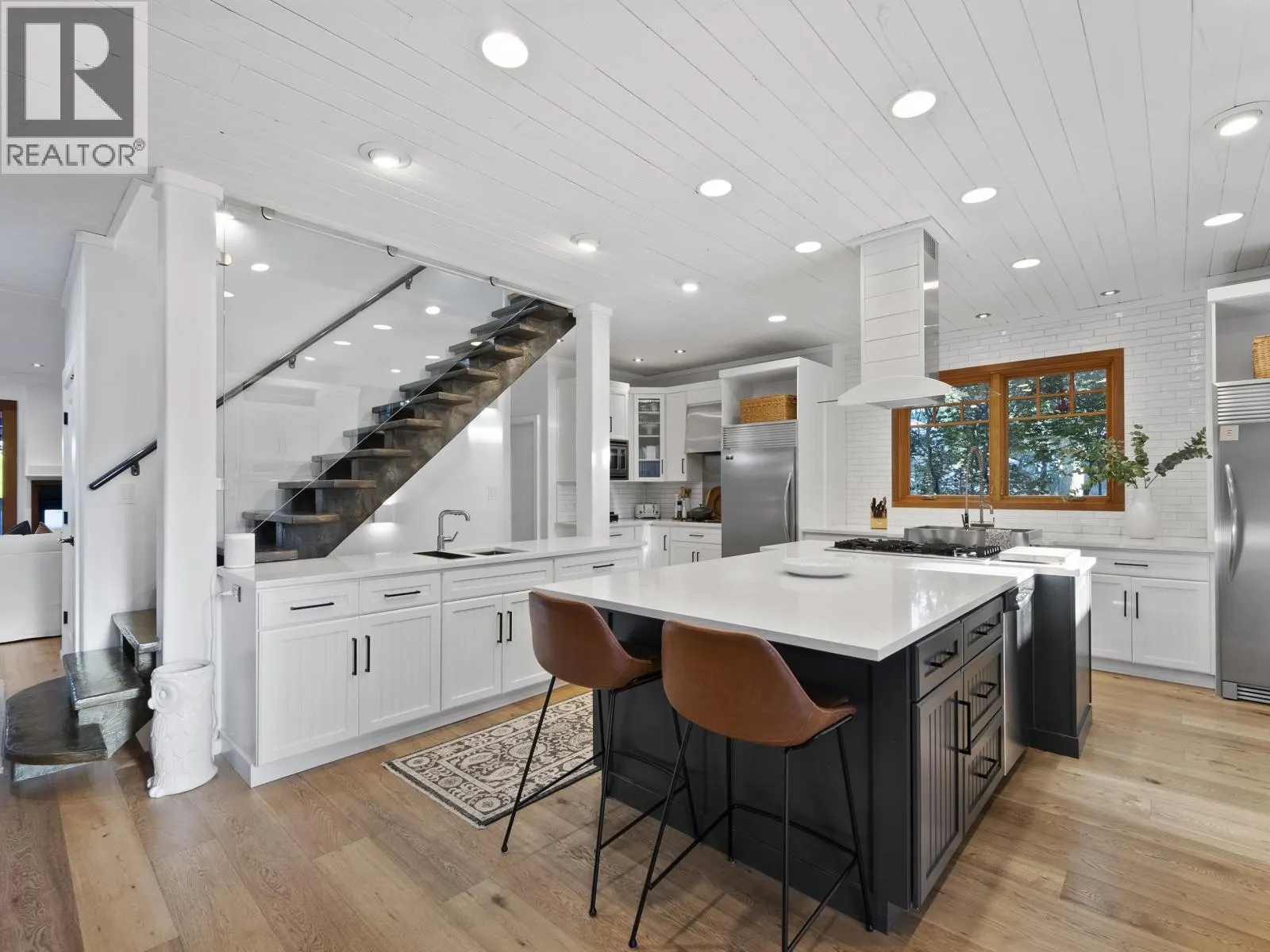 575 E 17TH STREET