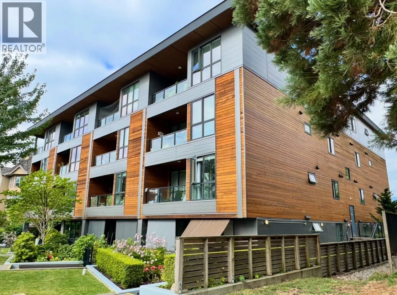 306 2267 PITT RIVER ROAD