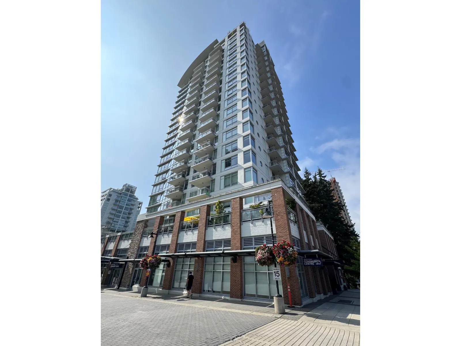 1807 15152 RUSSELL AVENUE