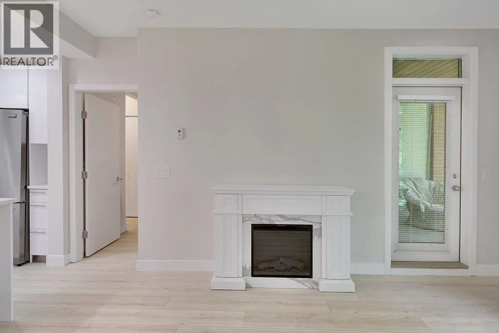 404 733 W 3RD STREET