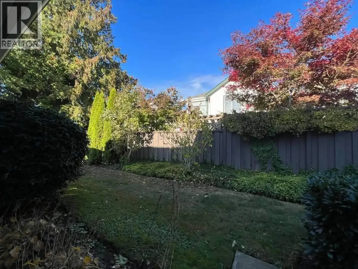 9 19044 118B AVE