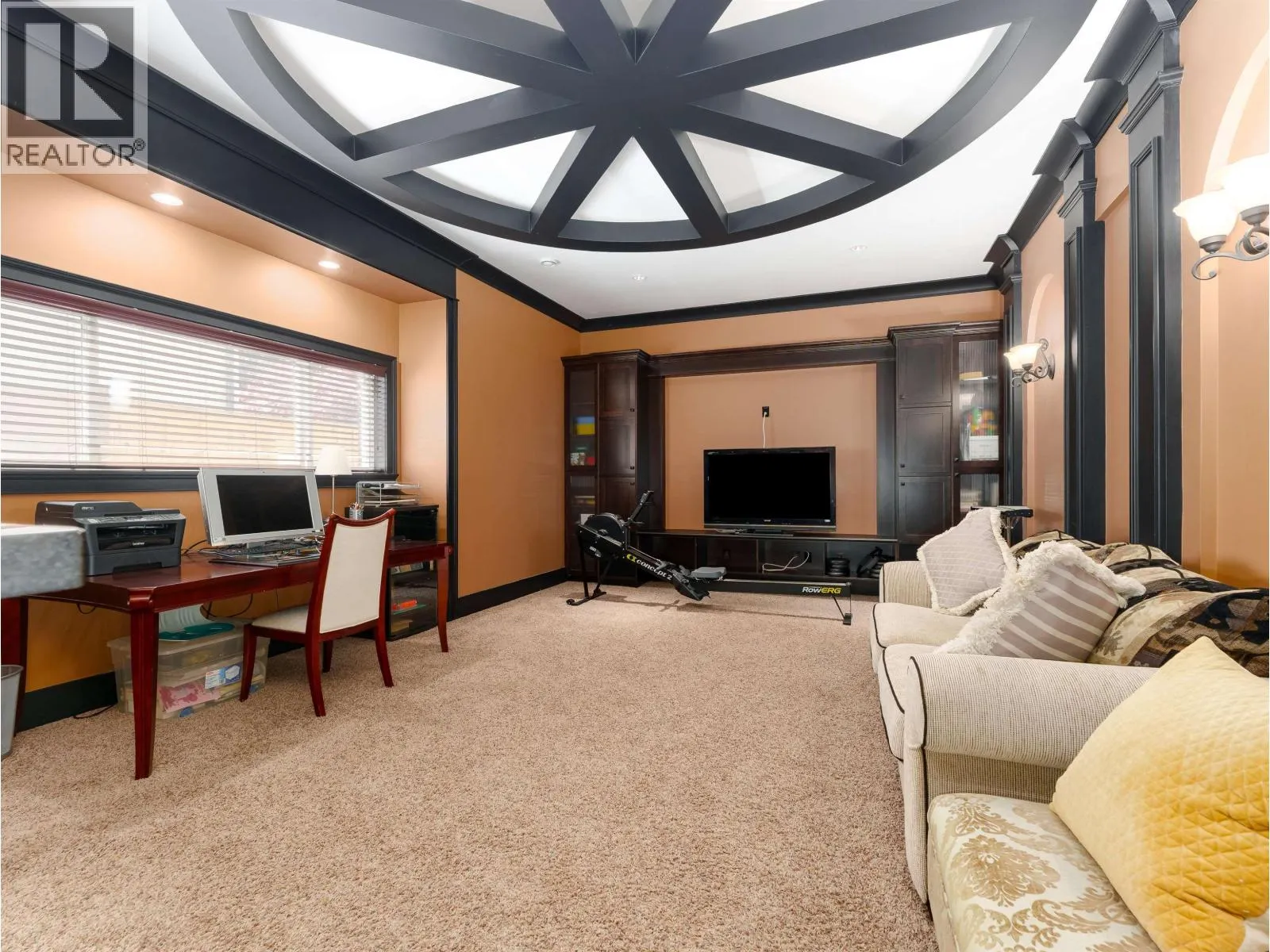 7591 LOMBARD ROAD