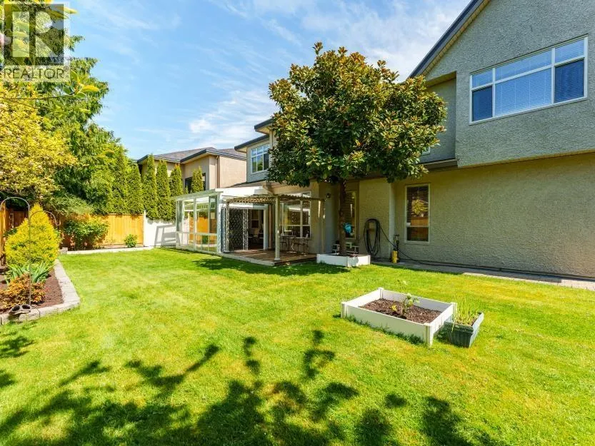 7591 LOMBARD ROAD