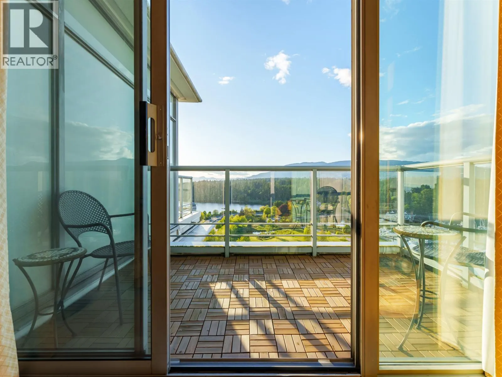 PH3 1790 BAYSHORE DRIVE