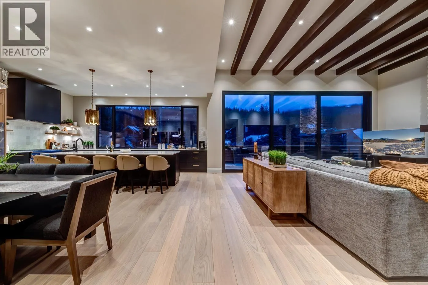 7313 TONI SAILER LANE