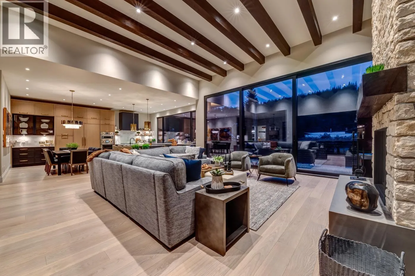 7313 TONI SAILER LANE