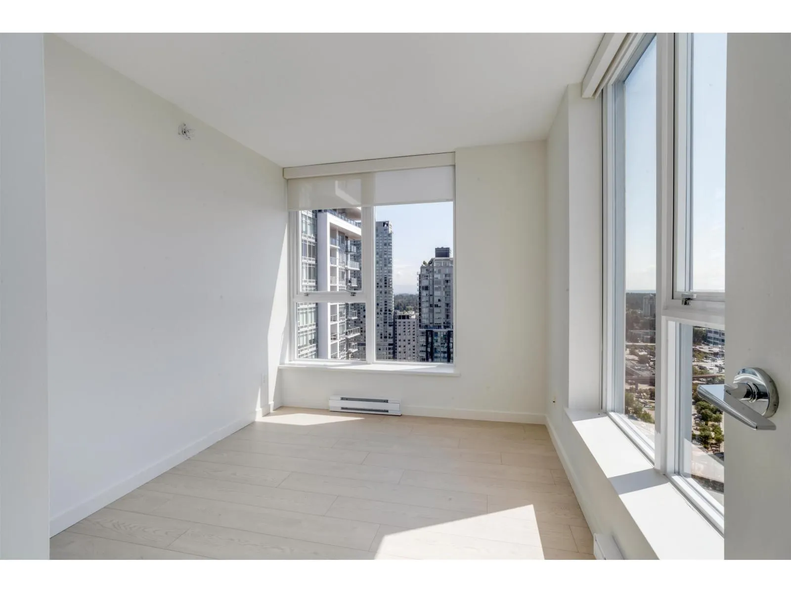 3707 13325 102A AVENUE