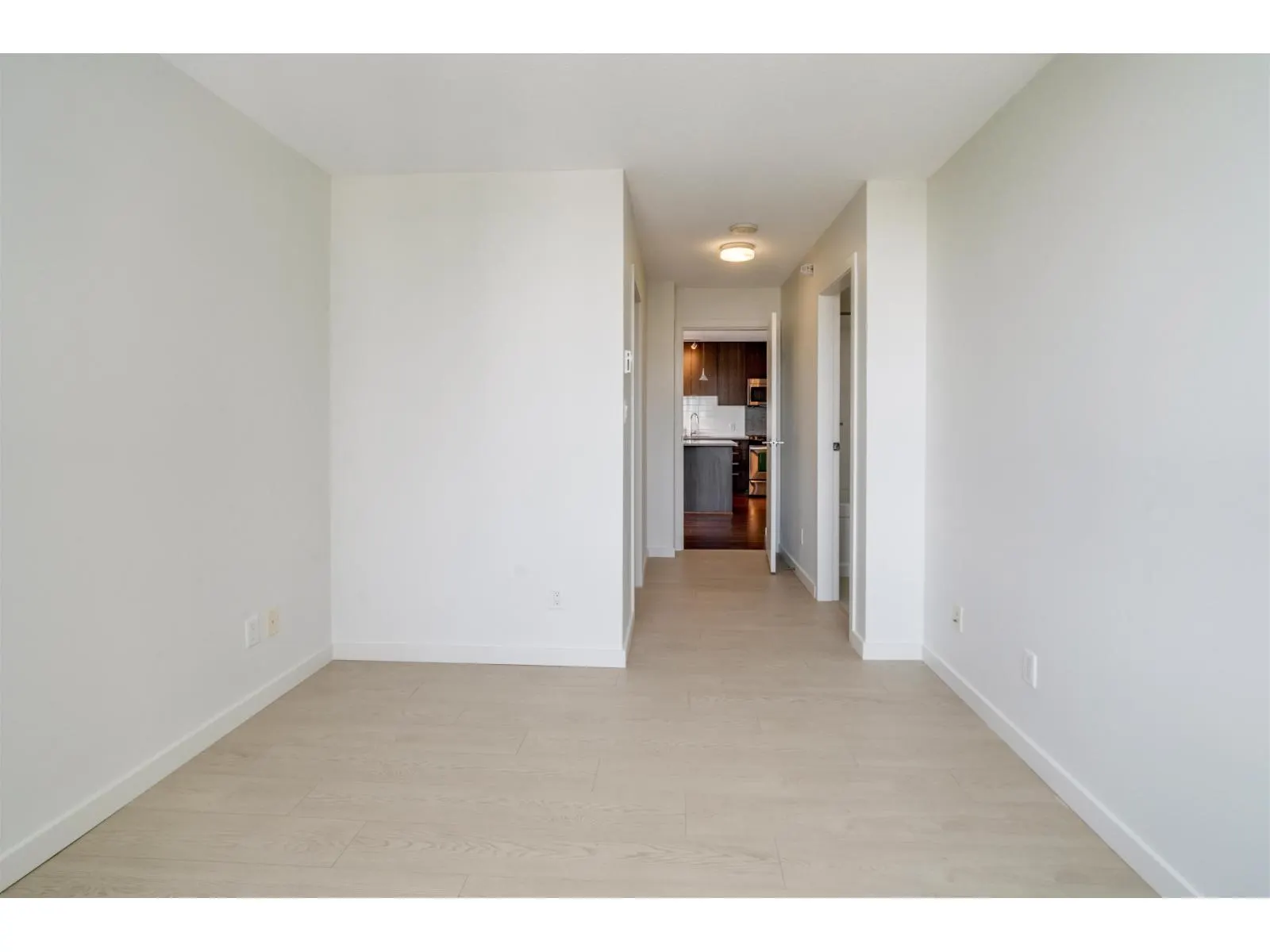 3707 13325 102A AVENUE