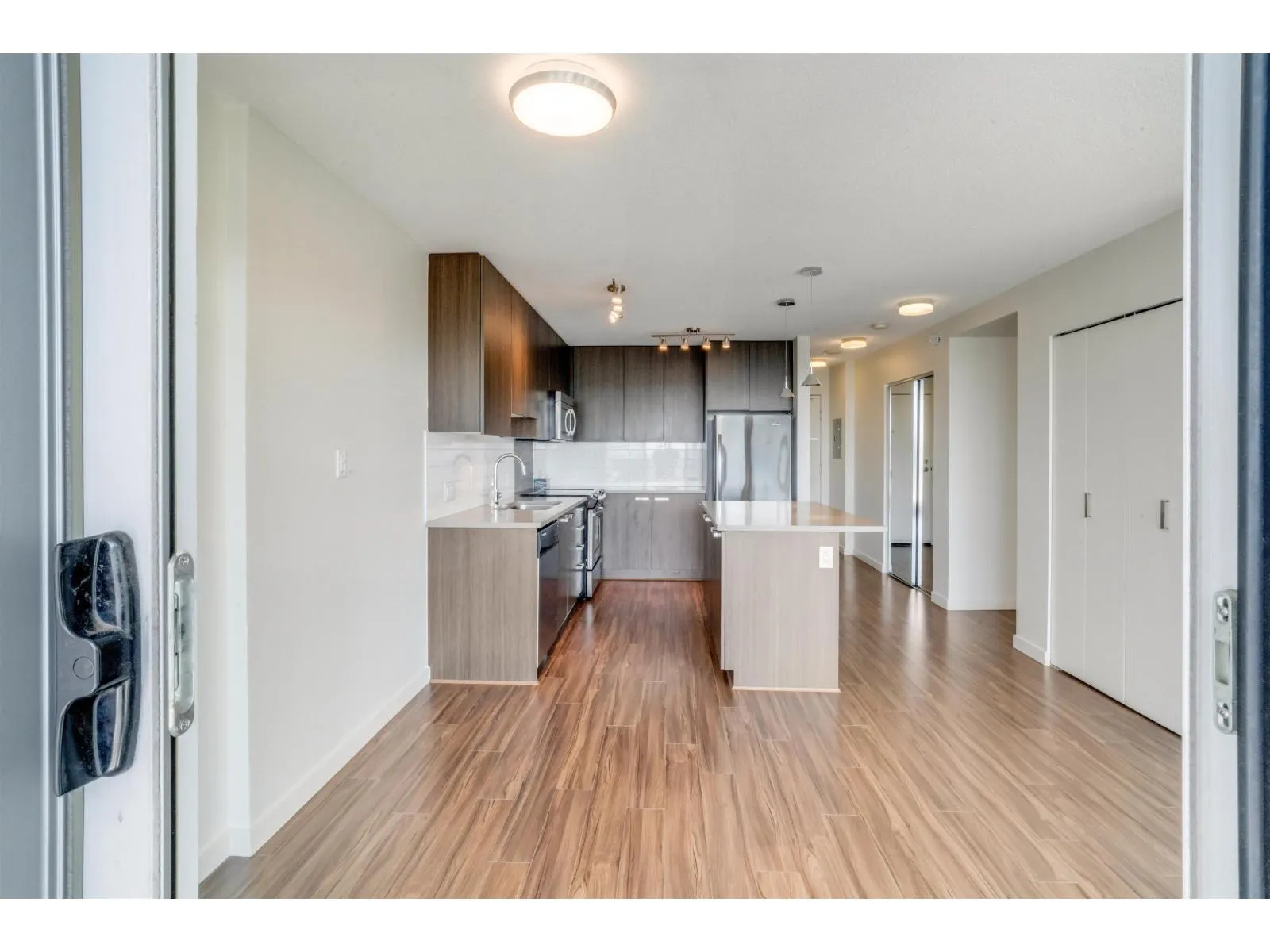 3707 13325 102A AVENUE