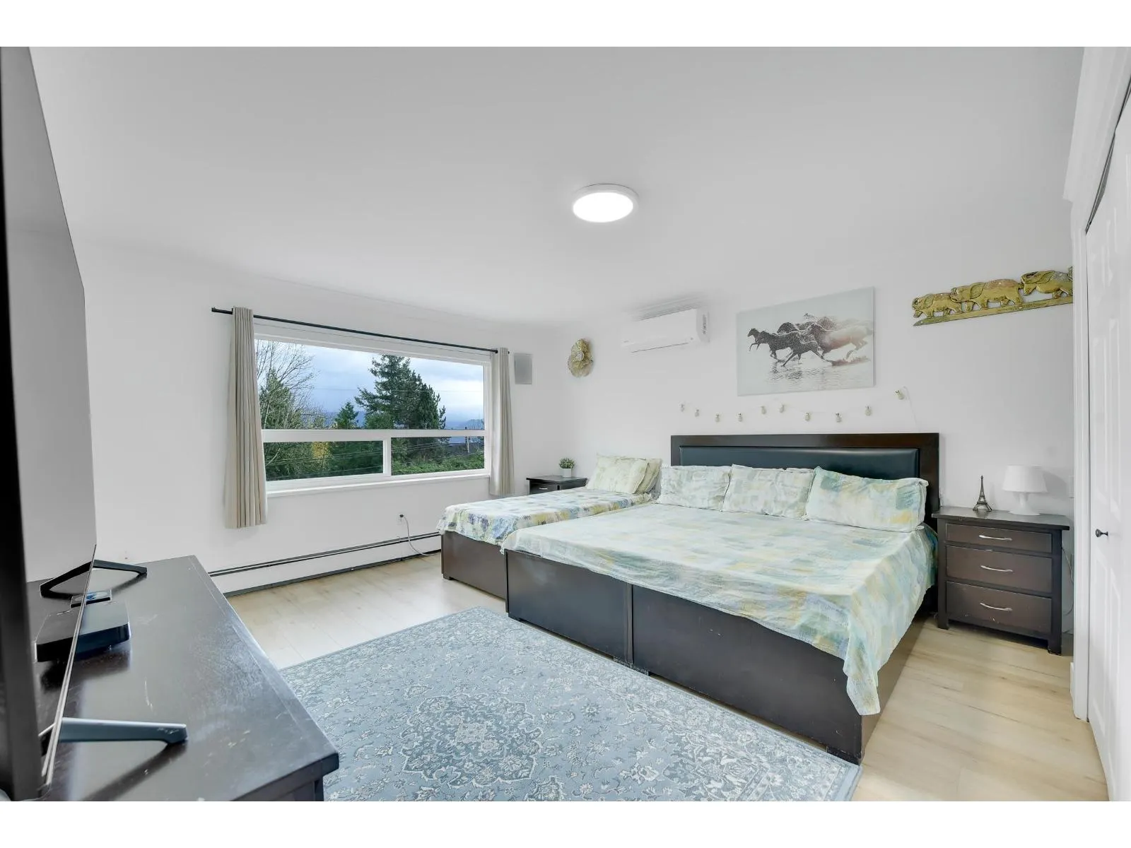 2215 ORCHARD DRIVE