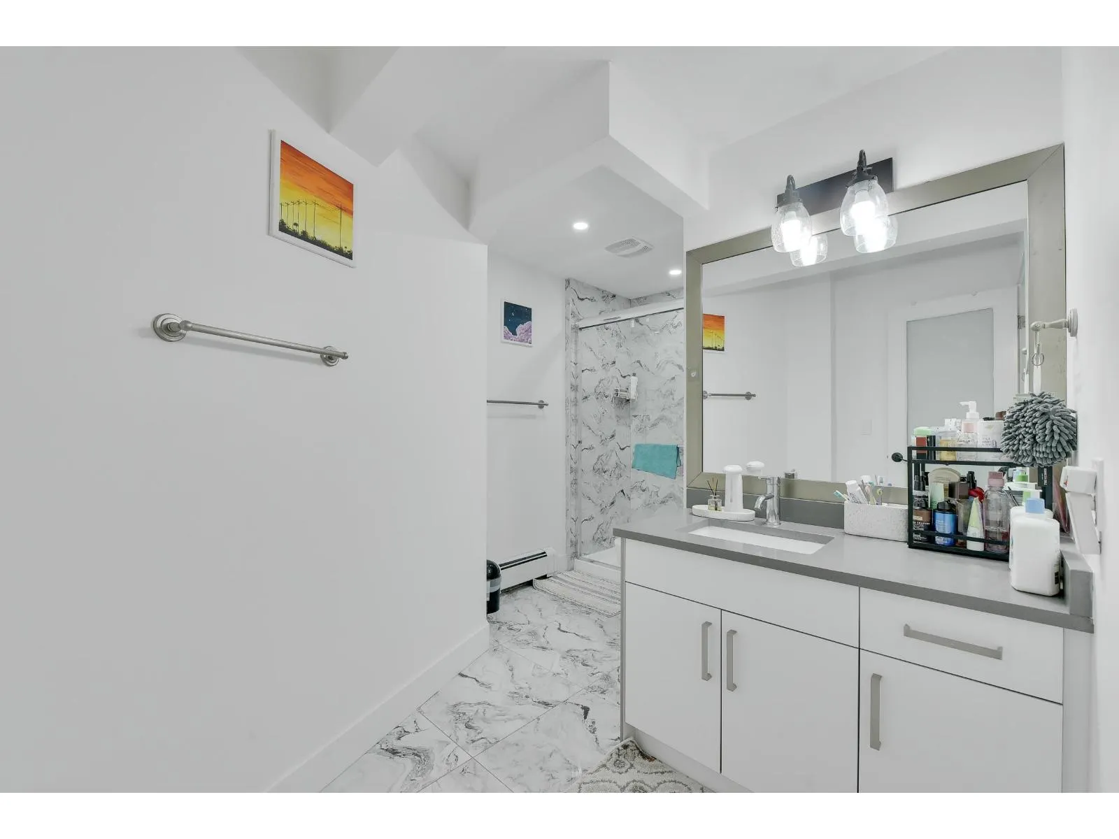 2215 ORCHARD DRIVE