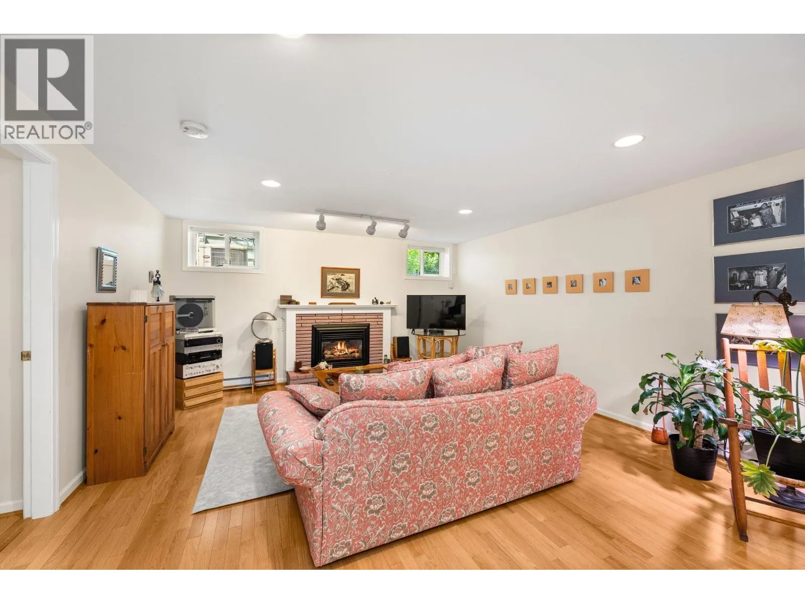 778 W 48TH AVENUE