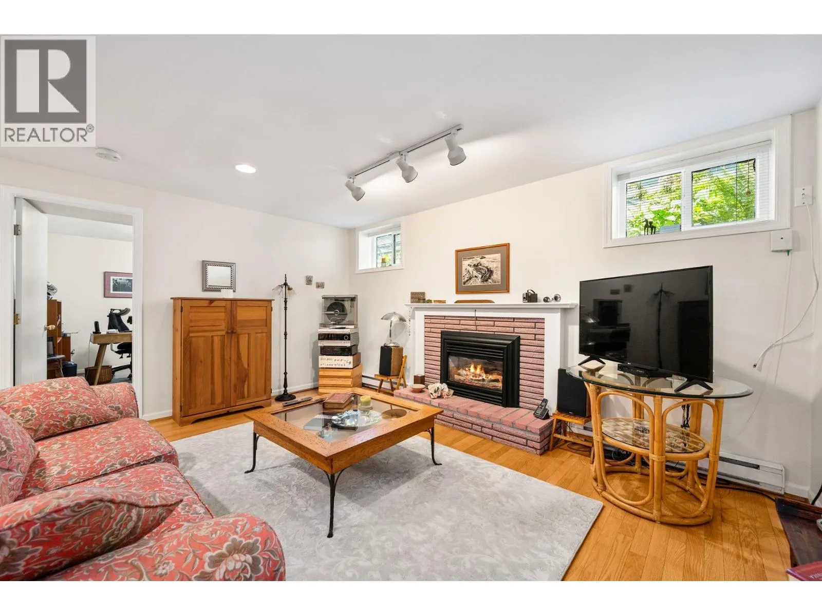778 W 48TH AVENUE