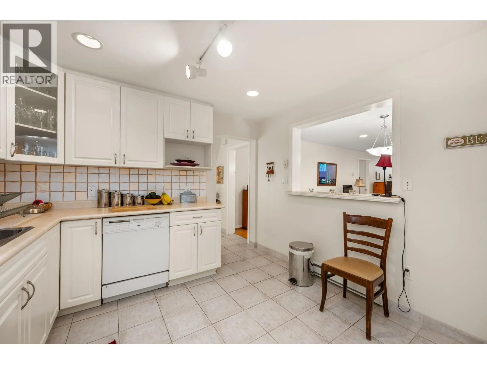 778 W 48TH AVENUE