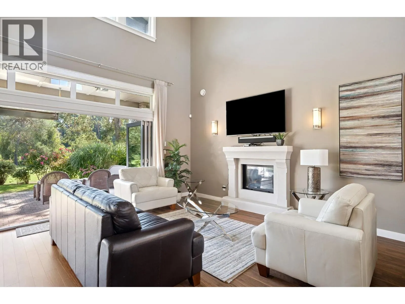 5044 CEDAR SPRINGS DRIVE