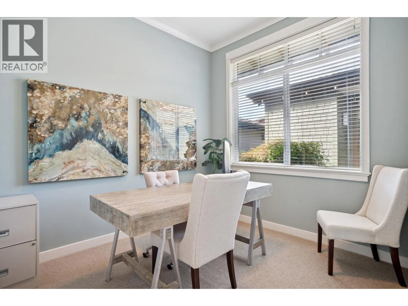 5044 CEDAR SPRINGS DRIVE
