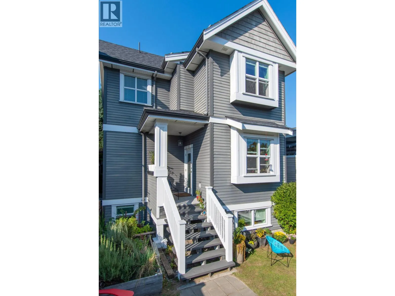 1368 E 13TH AVENUE