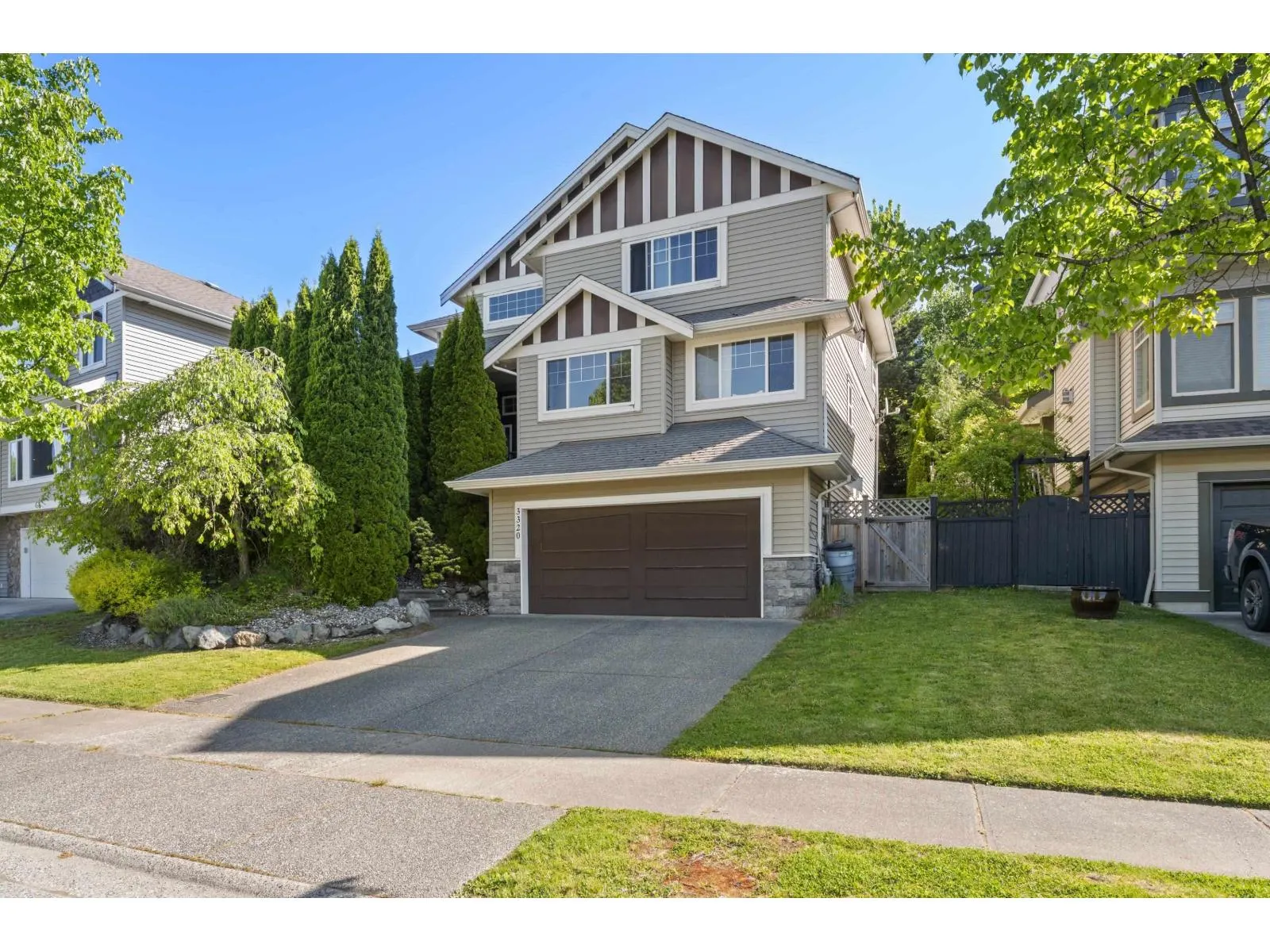3320 HARVEST DRIVE