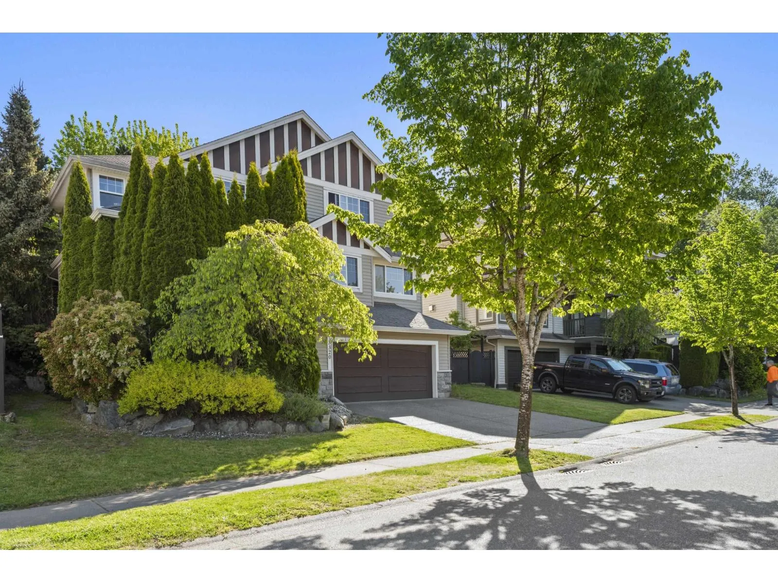 3320 HARVEST DRIVE