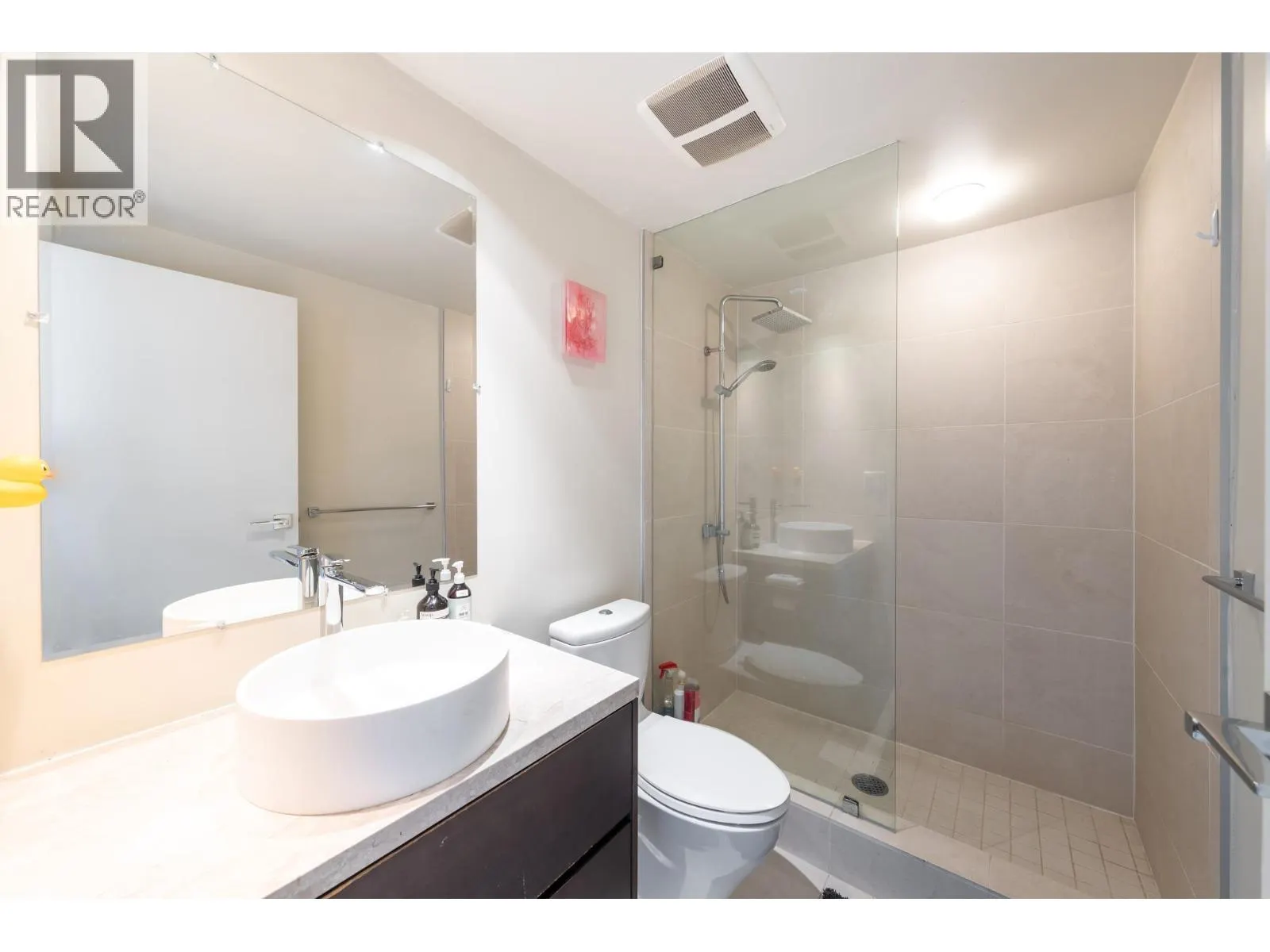 2501 8 SMITHE MEWS