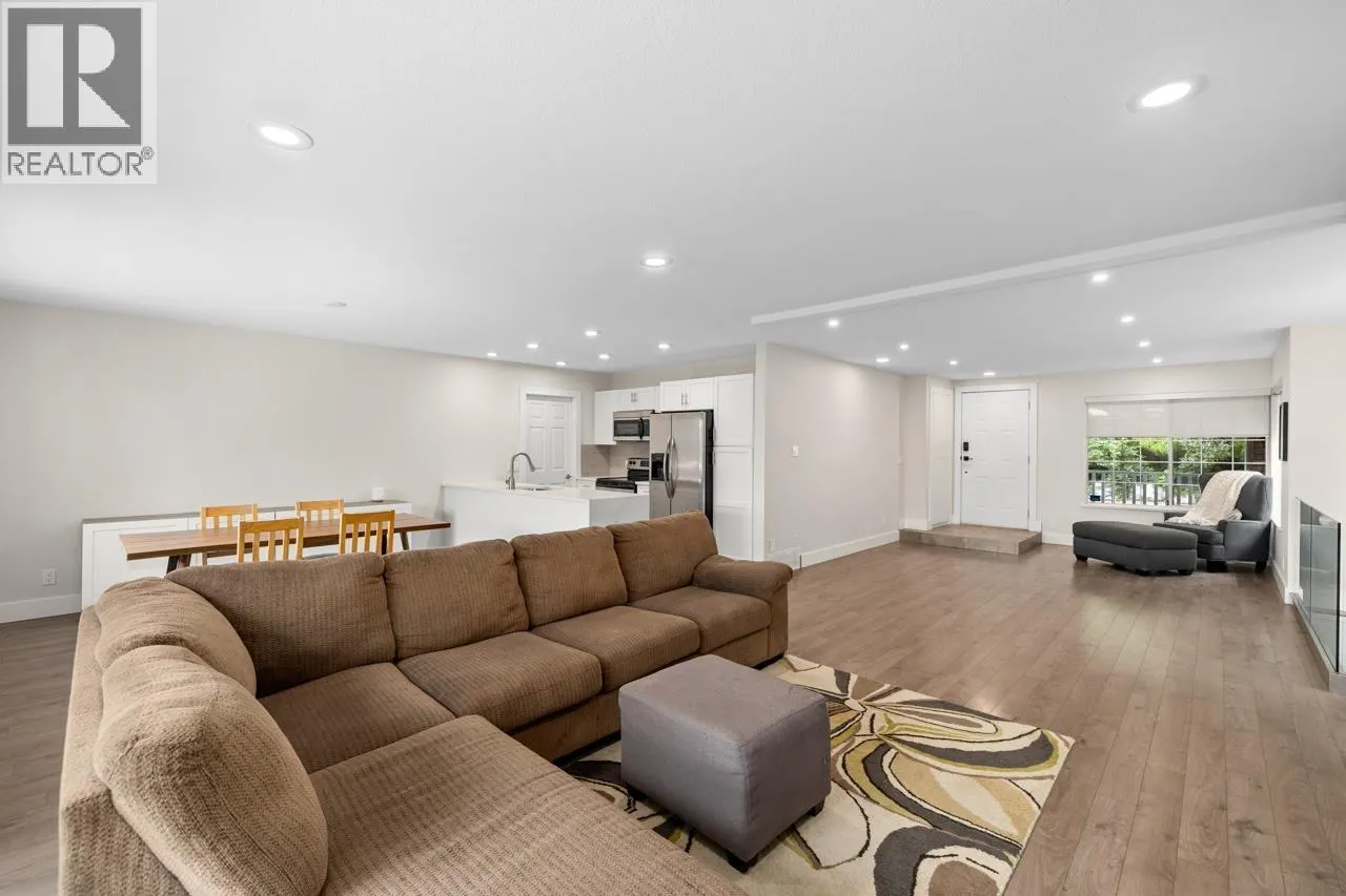 15333 SHERIDAN DRIVE