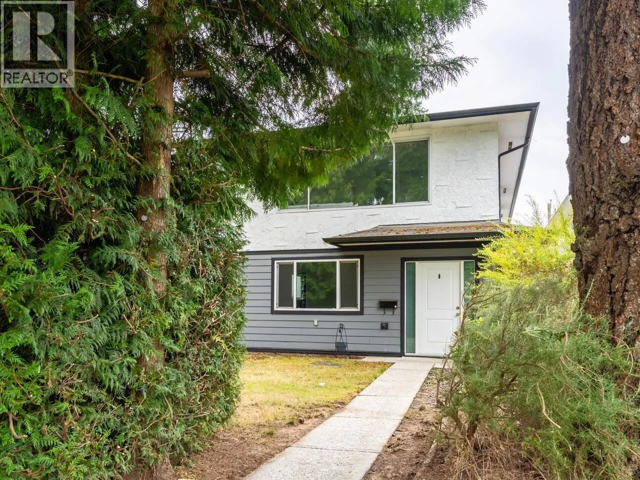 1732 PRAIRIE AVENUE