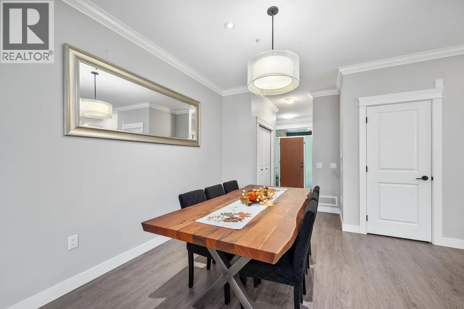 38 10525 240 STREET