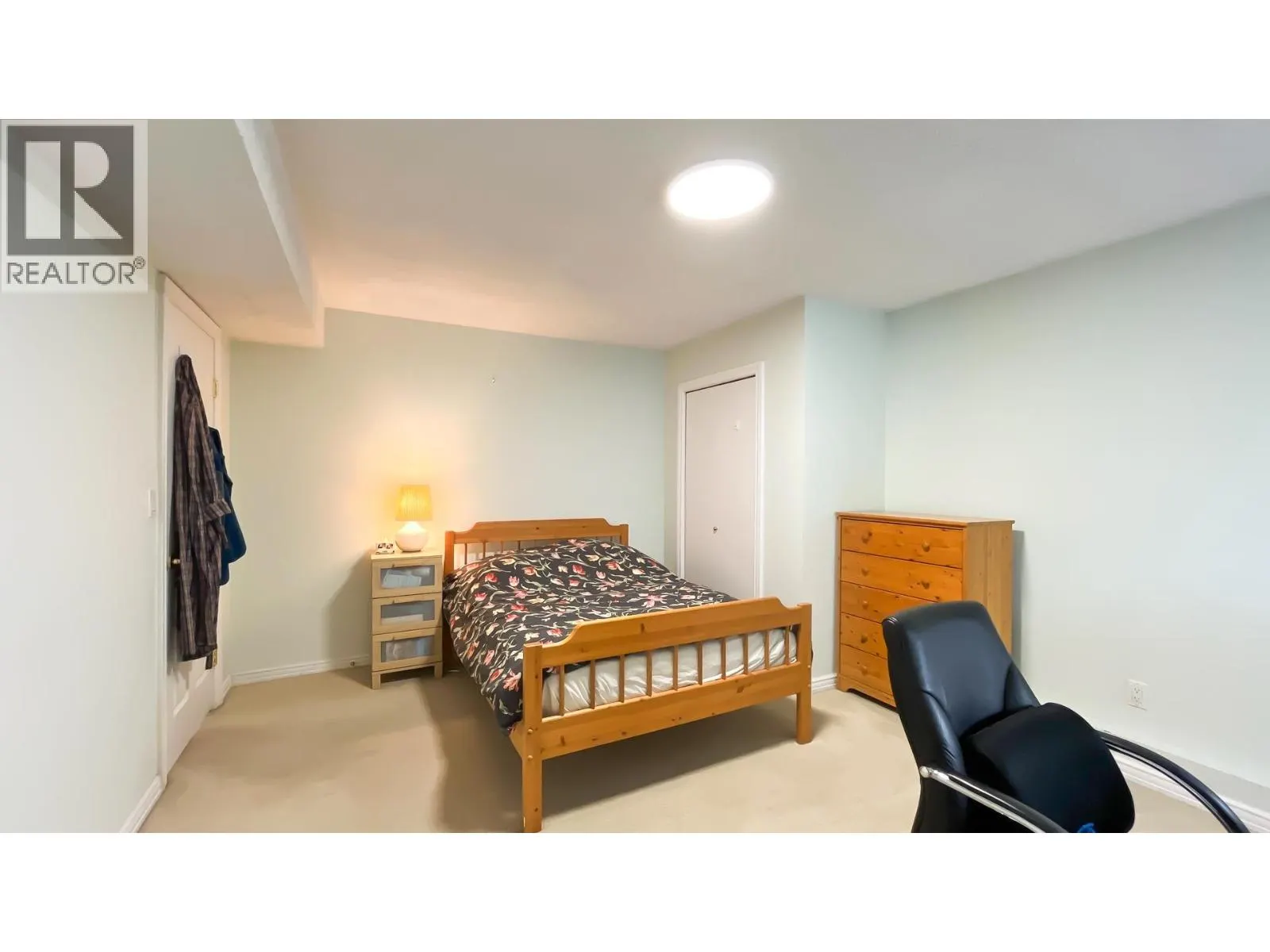 10531 HOLLYBANK DRIVE