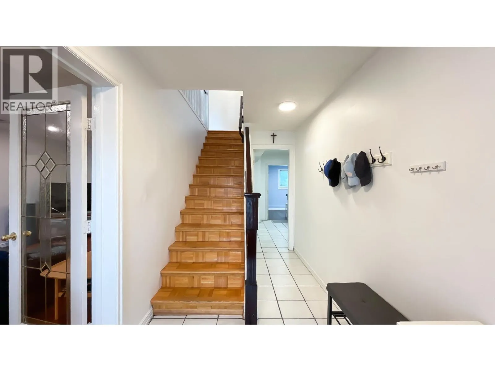 10531 HOLLYBANK DRIVE