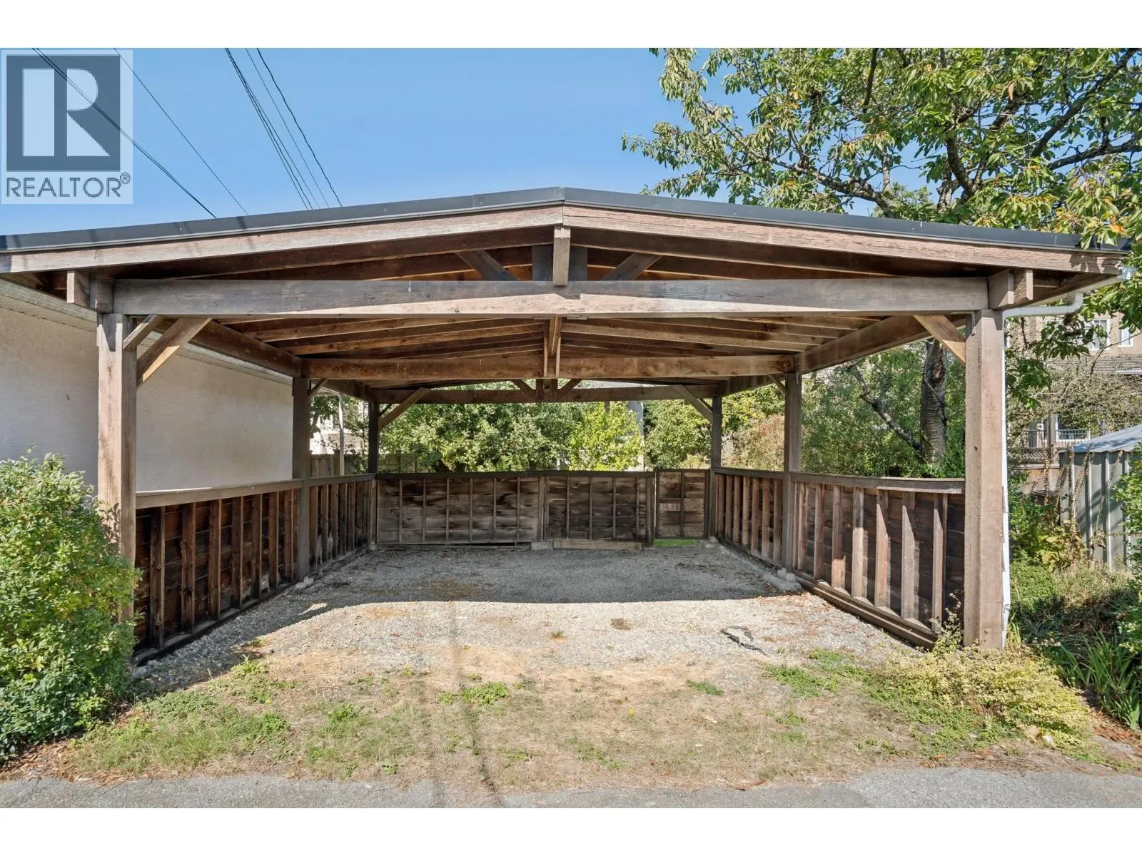 2746 WEST 41ST
