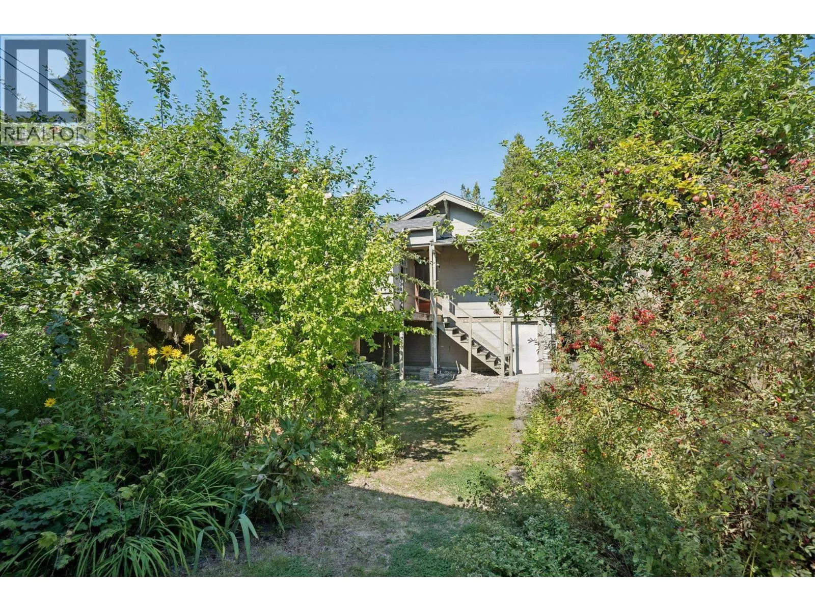 2746 WEST 41ST