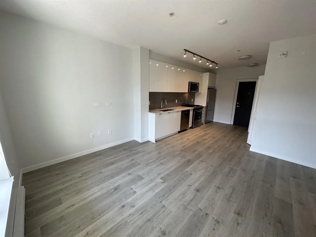 A201 8150 207 STREET