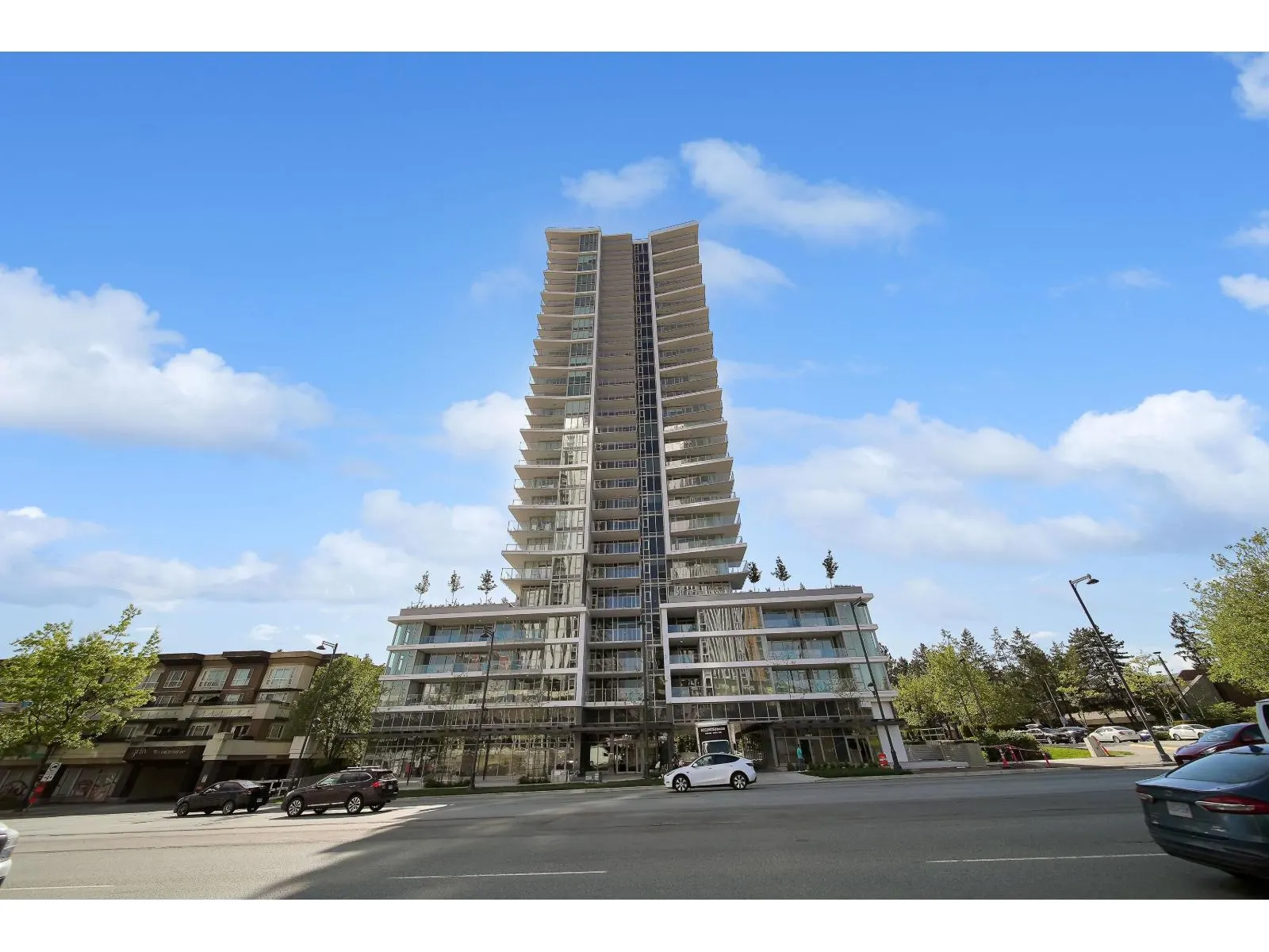 1808 9675 KING GEORGE BOULEVARD