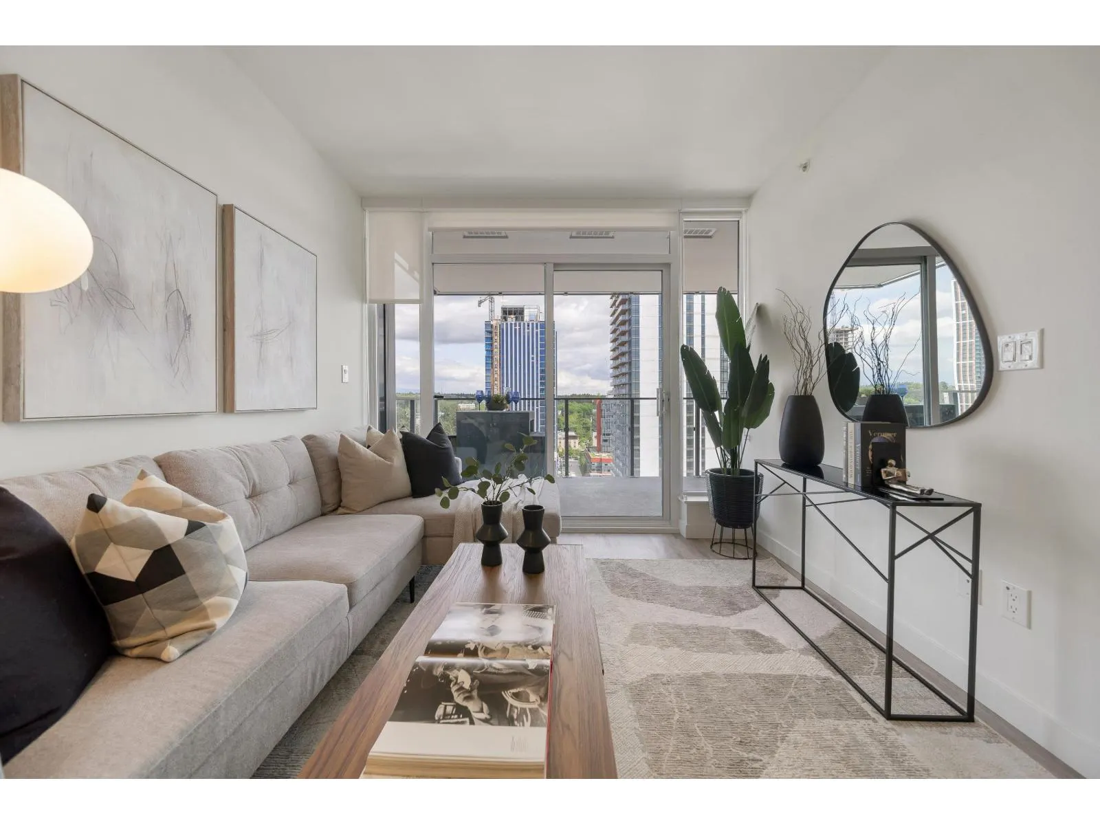 1808 9675 KING GEORGE BOULEVARD