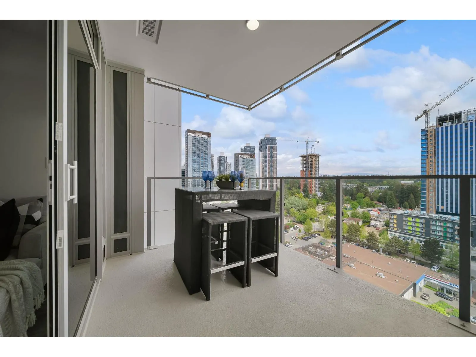 1808 9675 KING GEORGE BOULEVARD