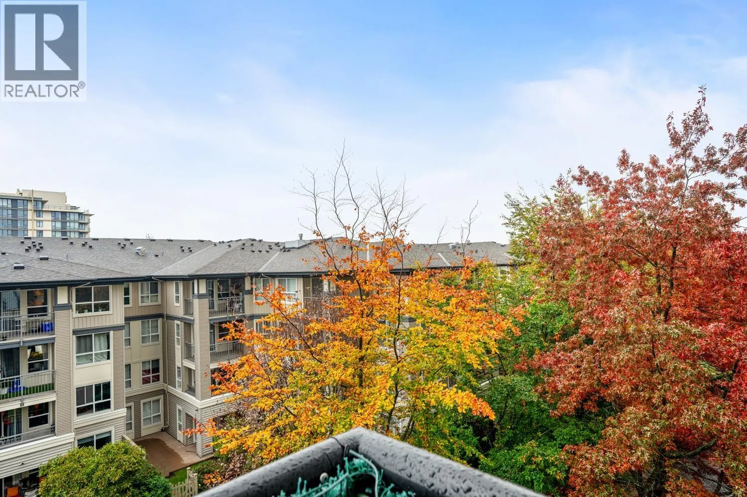 605 9180 HEMLOCK DRIVE
