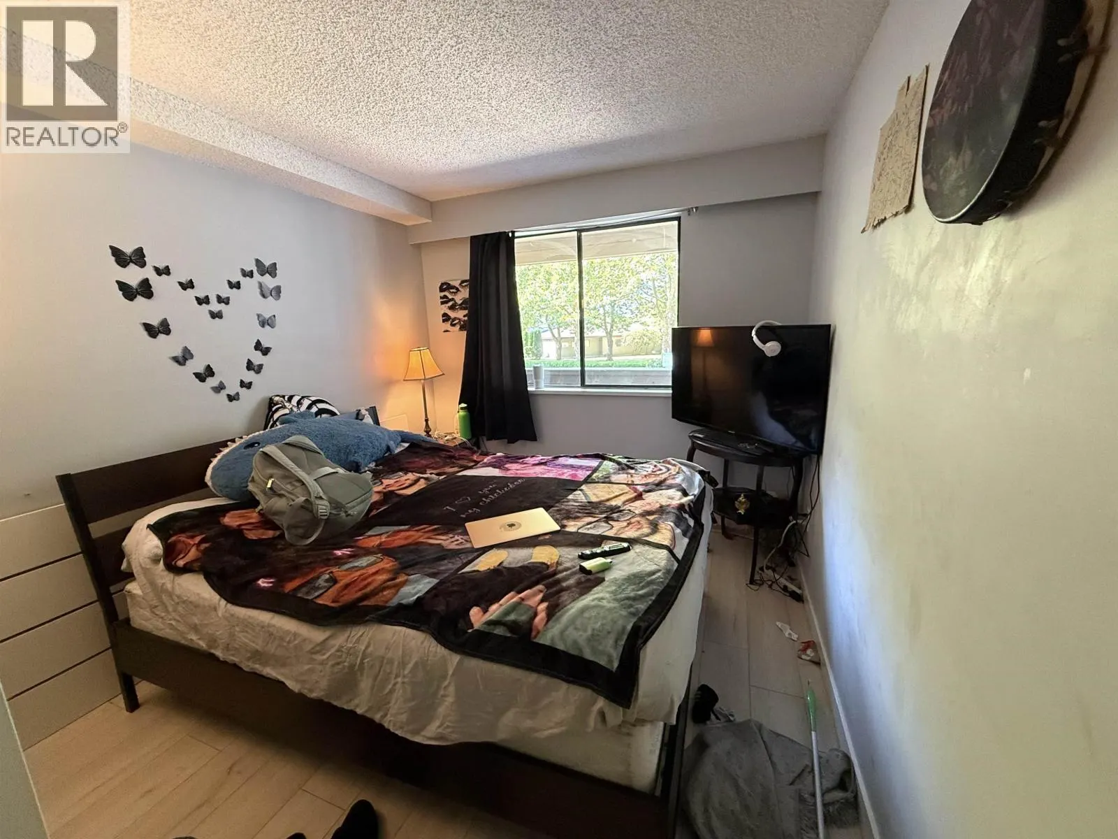 225 8120 COLONIAL DRIVE