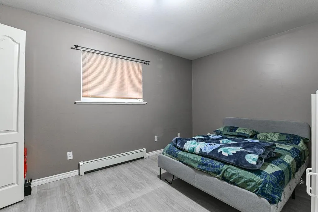 9687 120 STREET