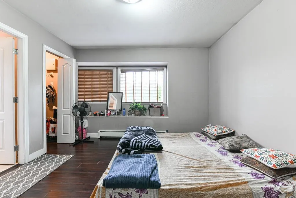 9687 120 STREET