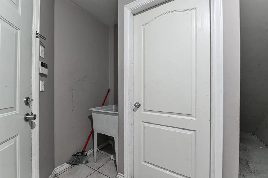 9687 120 STREET