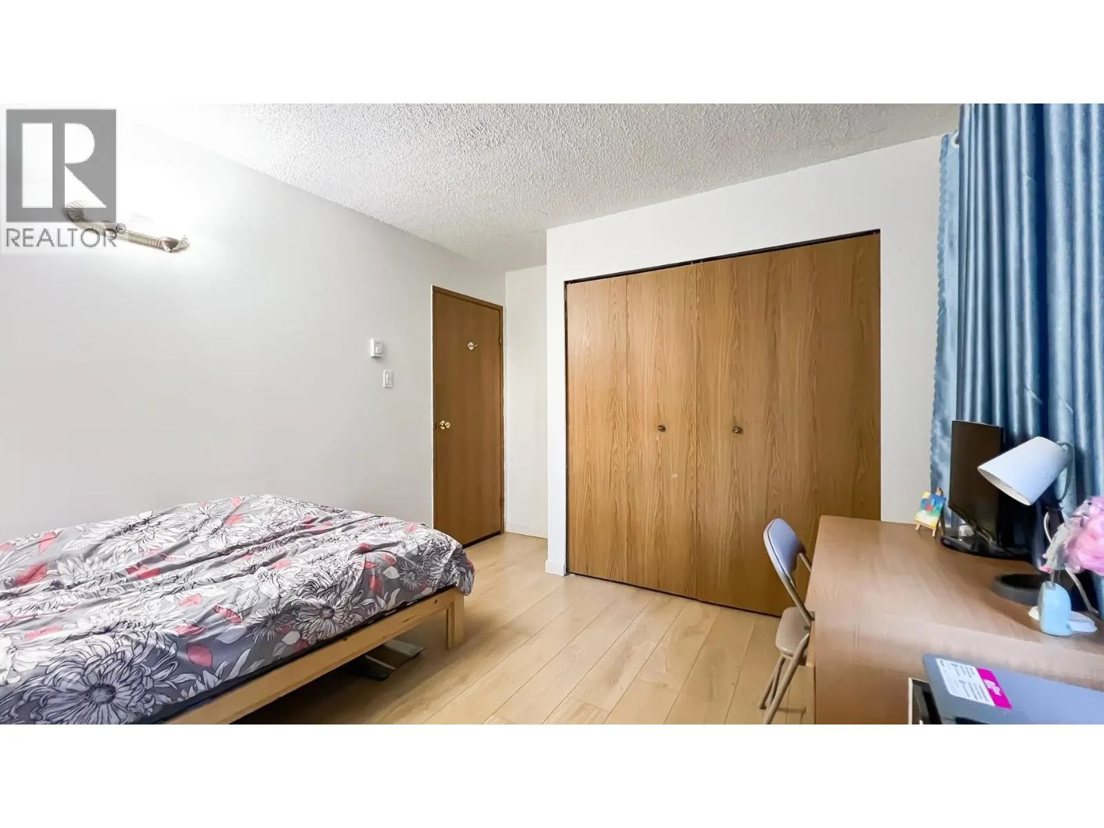 L2 1026 QUEENS AVENUE