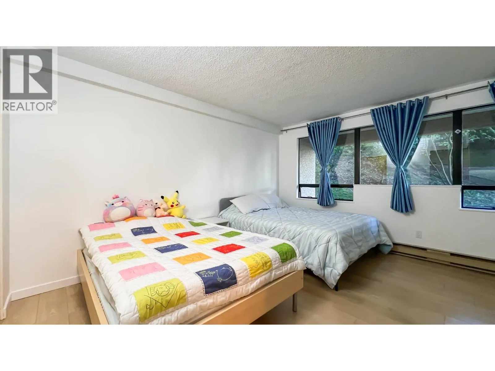 L2 1026 QUEENS AVENUE